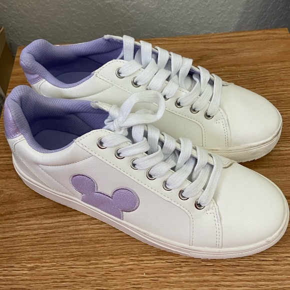 Disney Mickey Mouse Sneakers Womens 9 White Purple - Picture 2 of 10